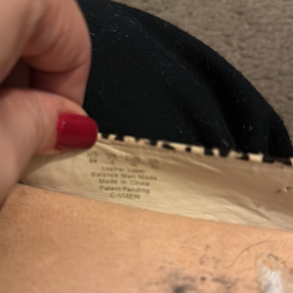 Dr scholls leopard shoes size 8. Item # 0036 - Picture 5 of 5